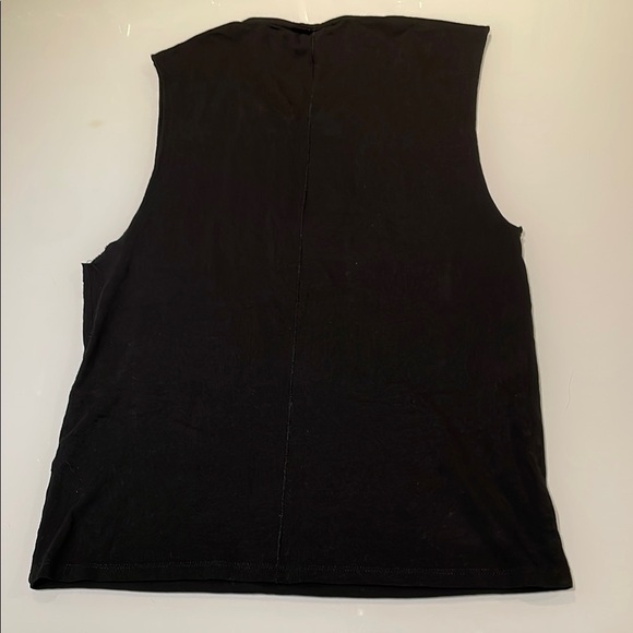 *NEW* Sleeveless Men's Shirt - Picture 7 of 8